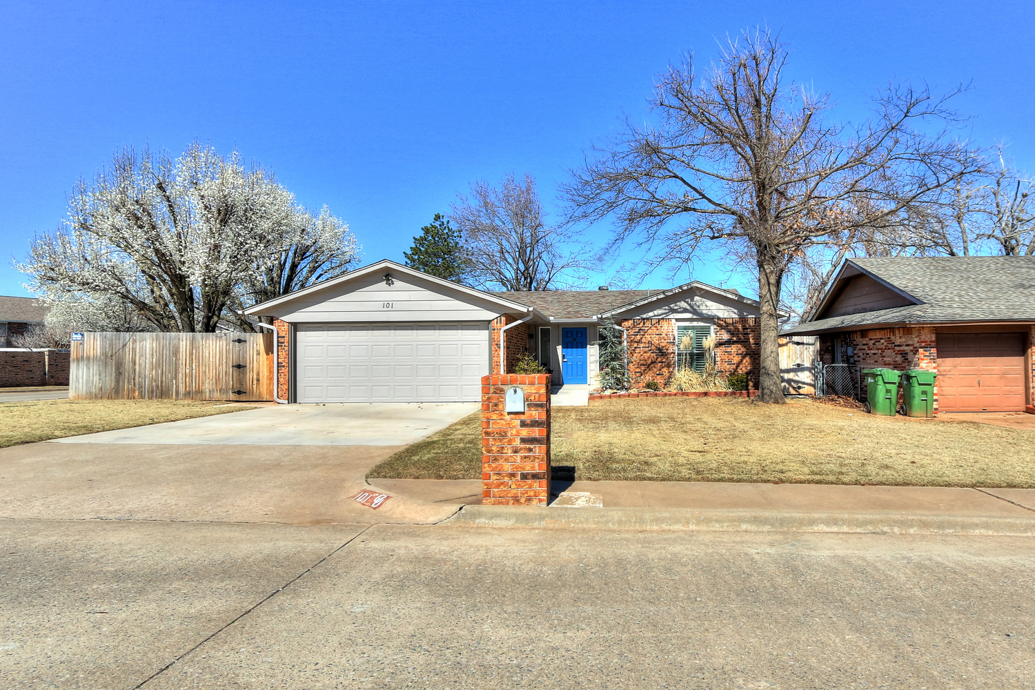 Spanish Cove Retirement Community 11 Palm Street, Yukon, OK 73099